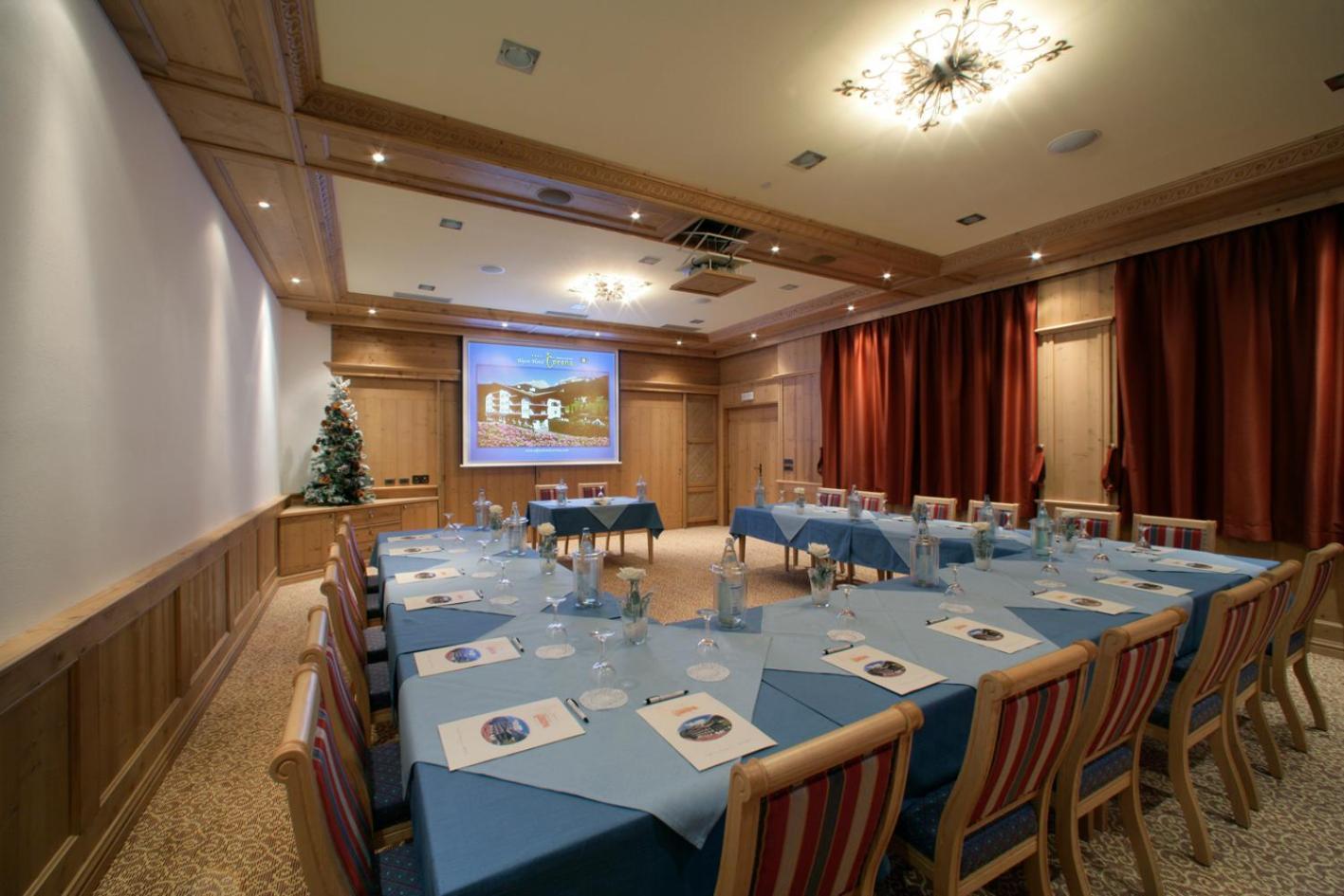 Alpen Hotel Corona Vigo di Fassa Eksteriør billede