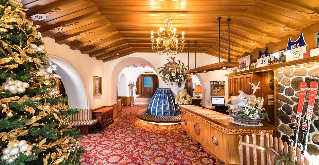 Alpen Hotel Corona Vigo di Fassa Eksteriør billede