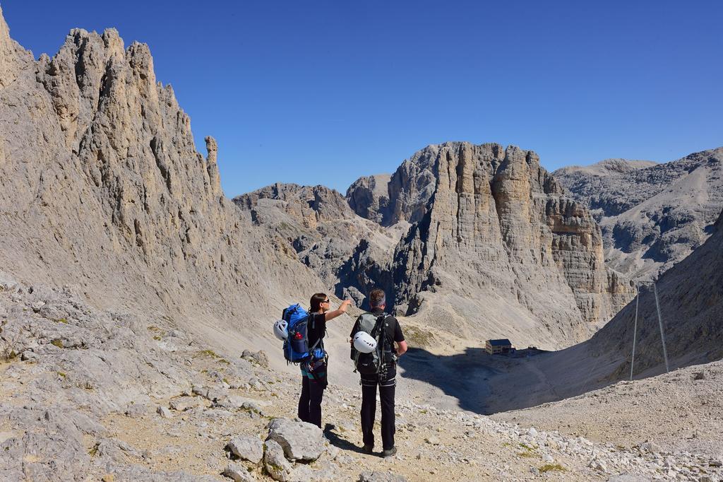 Alpen Hotel Corona Vigo di Fassa Eksteriør billede